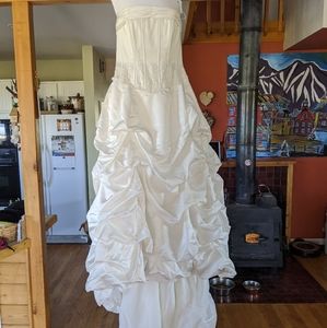 David's Bridal Wedding Dress Gown Size 12